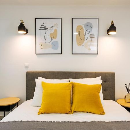 Cozy & Small Studio In The Center Lisbon Bagian luar foto